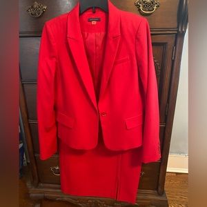 Tommy Hilfiger ladies 2 piece suit, red, size 12 EUC
